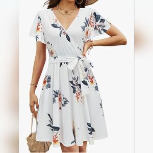 Women’s Summer Wrap V Neck Dress, Belted, White and Blue, Size M